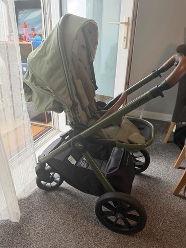 Cosatto giggle travel system - giggle,
